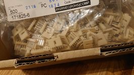 400 Stk Stiftleiste 3-pol. 180° RM7.62 - 171825-6 von Tyco