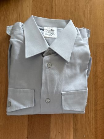 Schweizer Militär: Langarmhemd