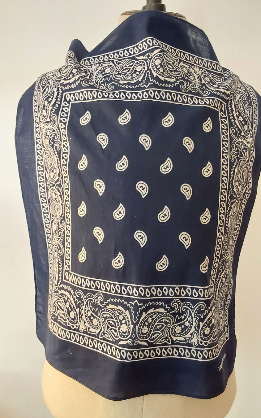 Foulard & Sciarpe: Baumwolltuch quadratisch dunkelblau neu – Nuovo e nell'imballaggio originale da Köniz venduto da scopello12 1