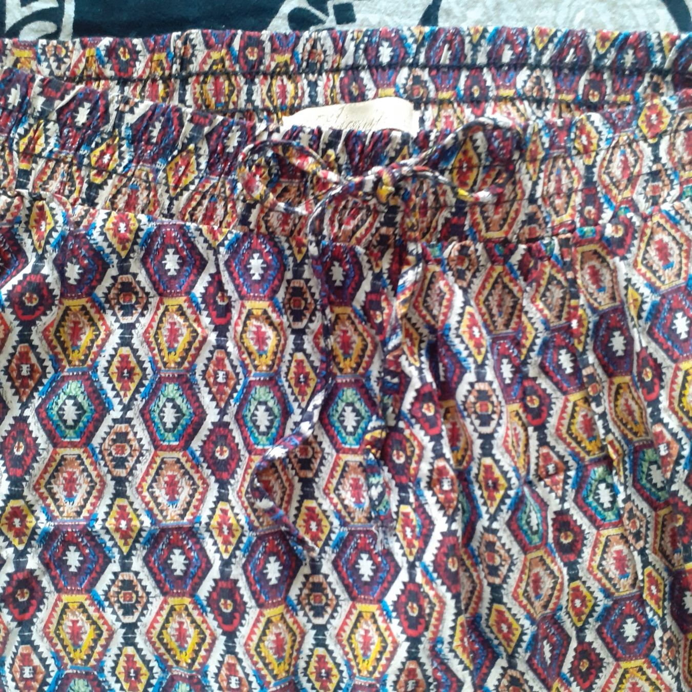 Pantaloni: Aimite Stoffhose, S/M – Usato da Bern venduto da Solarsystem 5