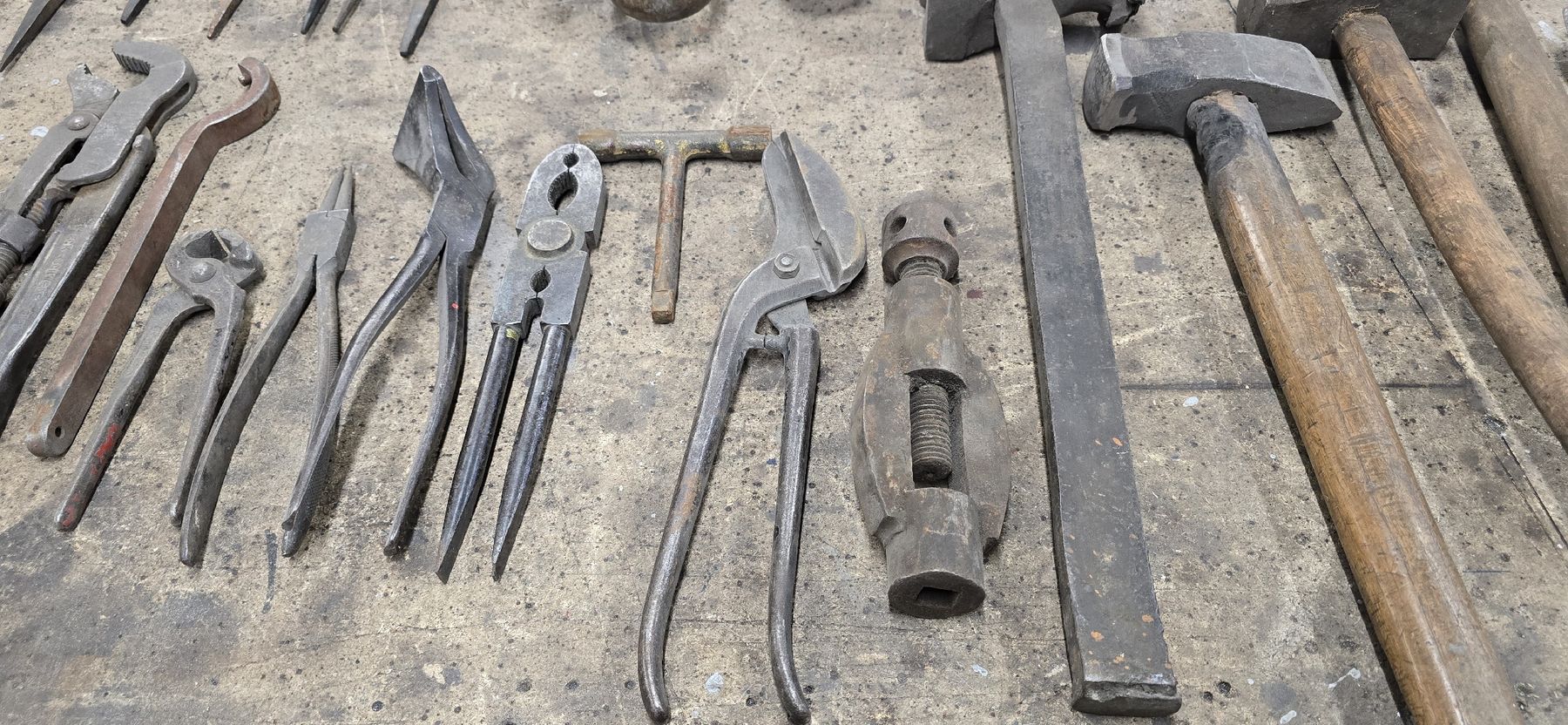 Alle Werkzeuge: divers vieux outils  – Defekt aus Chernex von pacoo01 2