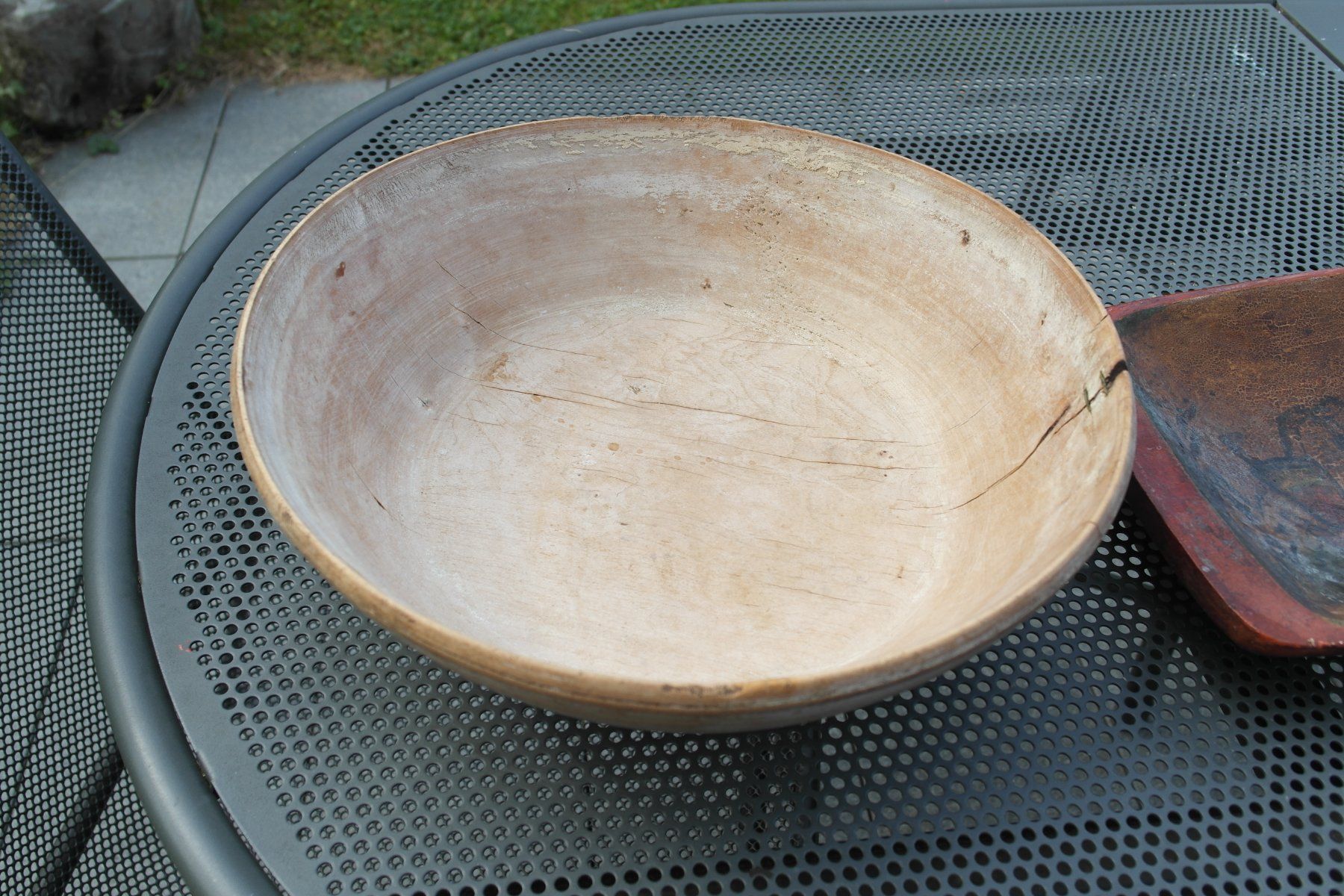 Articoli in legno: Holzschale antik – Usato da meisterschwanden venduto da Prontoloni. 1
