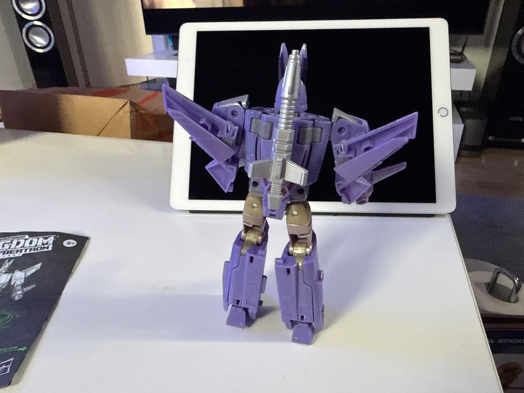 Hasbro Statuette: Transformers Kingdom War for Cybertron Cyclonus Hasbro – Usato da Allschwil venduto da meeresperle 4