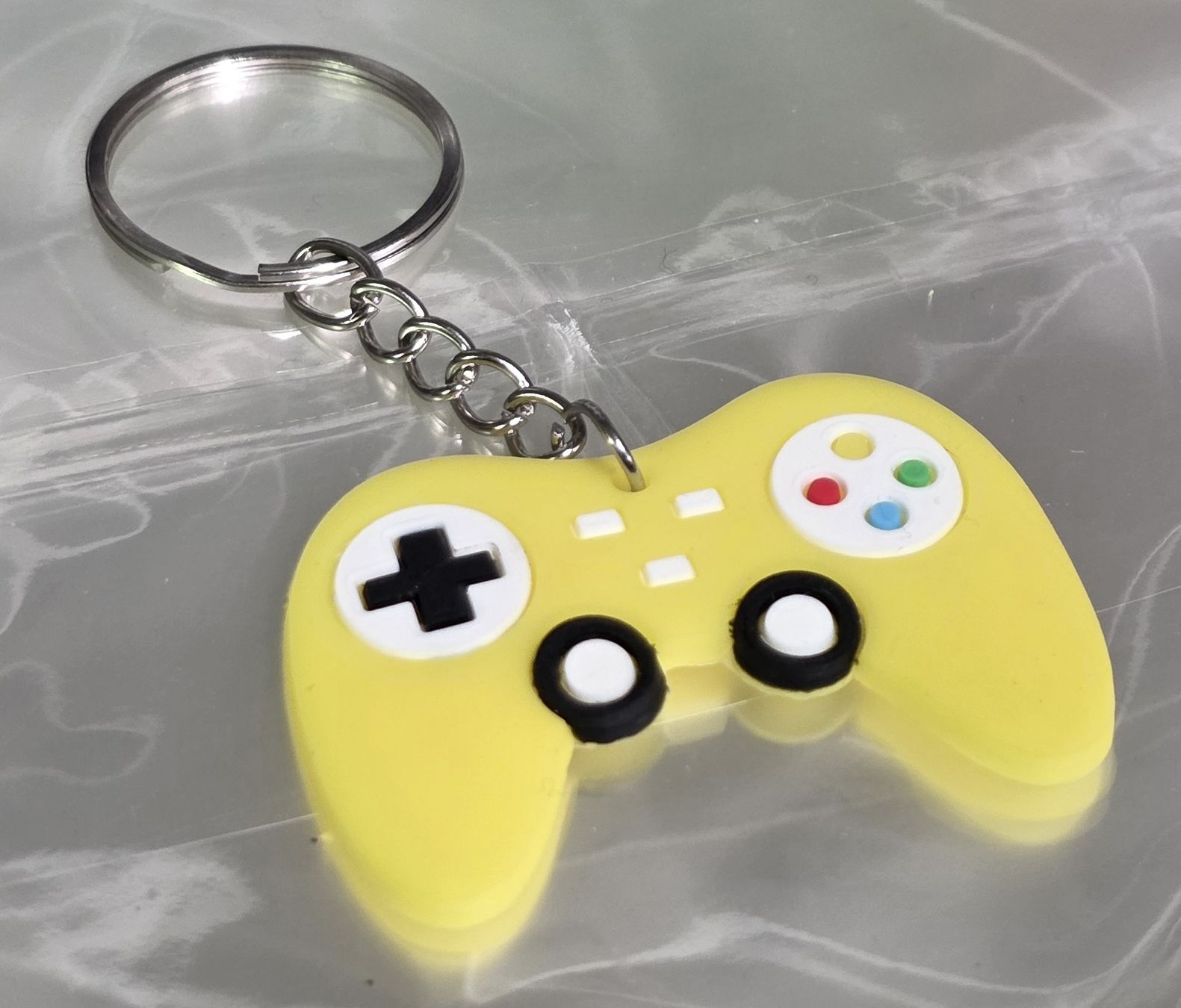 Nintendo Spiele: Game Controller Schlüsselanhänger – Gebraucht aus Reinach BL von _MasterK_