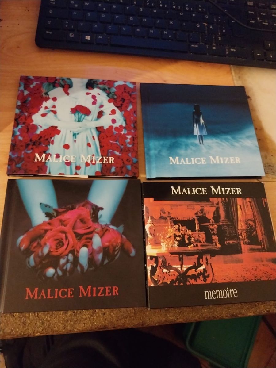 CDs: MALICE MIZER cd 4 pezzi Memoir nuovo – Gebraucht aus Versoix von axe_qpy7