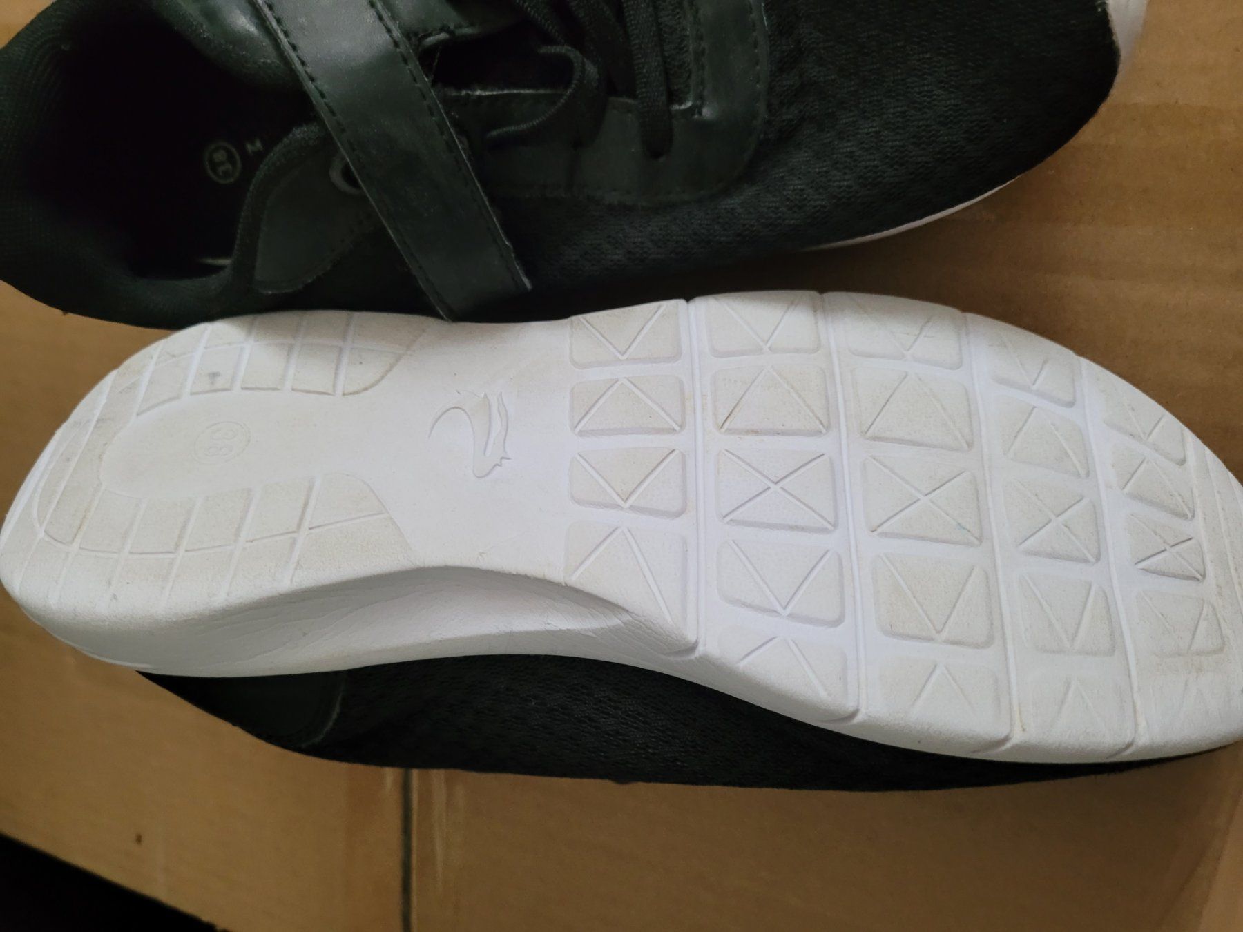 Scarpe per ragazzi: Chaussures pour garçons 38 – Usato da Bionnens venduto da Meg011 2