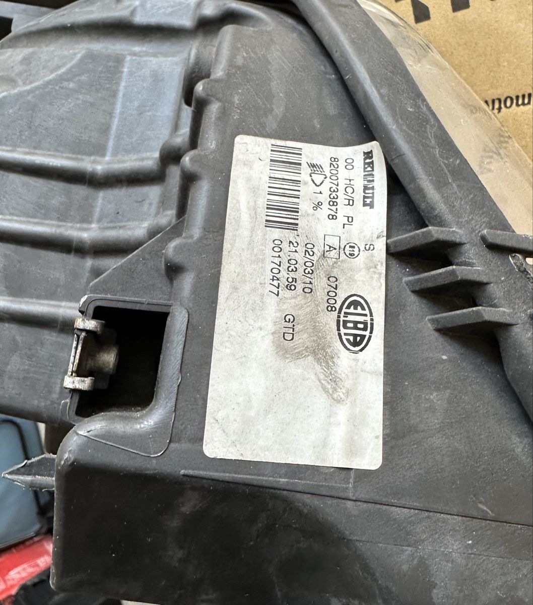 Fari: Dacia Sandero 1.2 Frontscheinwerfer links – Usato da Luzern venduto da carlo1881 2