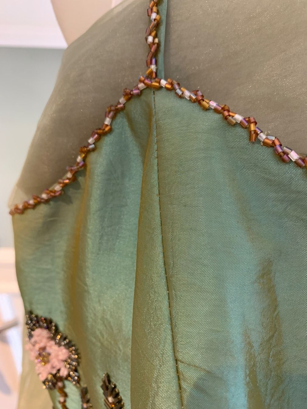 Kleider: Ball Abend Party Kleid Gr.40 Corsage+Rock Seide Taft Perlen – Gebraucht aus Engelburg von mamalanima 7