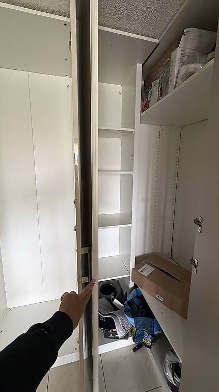 Armadi: PAX Eckschrank – Usato da Neuenegg venduto da dur_b79r 1