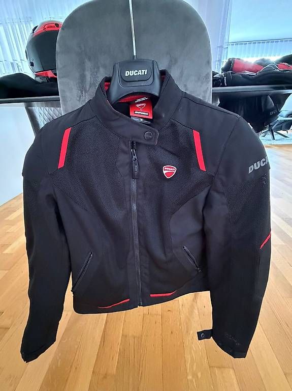 Route: Ducati Motorradbekle – D'occasion à Menziken par afr_75mt 1