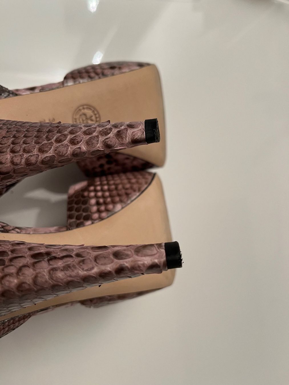 Bally Scarpe da donna: BALLY Heels Python, Gr. 38 - NP: 750.- - wie NEU – Nuovo (secondo la descrizione) da Zollikofen venduto da spunk65 9