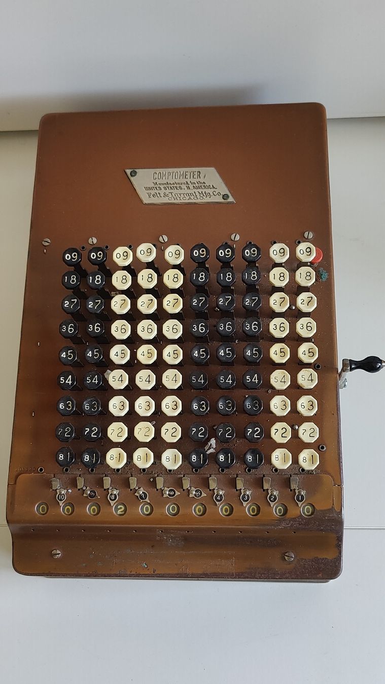 Taschenrechner: Antike Comptometer Felt&Tarrant um 1900 (L13) – Gebraucht aus Neuenhof von SchnaeppliAllerlei 2