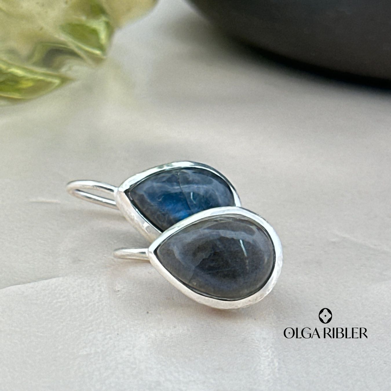 Olga Ribler Boucles d'oreille: Ohrhänger -  mit Labradorite - Sterling Silber 925 – Neuf (Voir description) à Luzern par byolgaribleroutlet 6