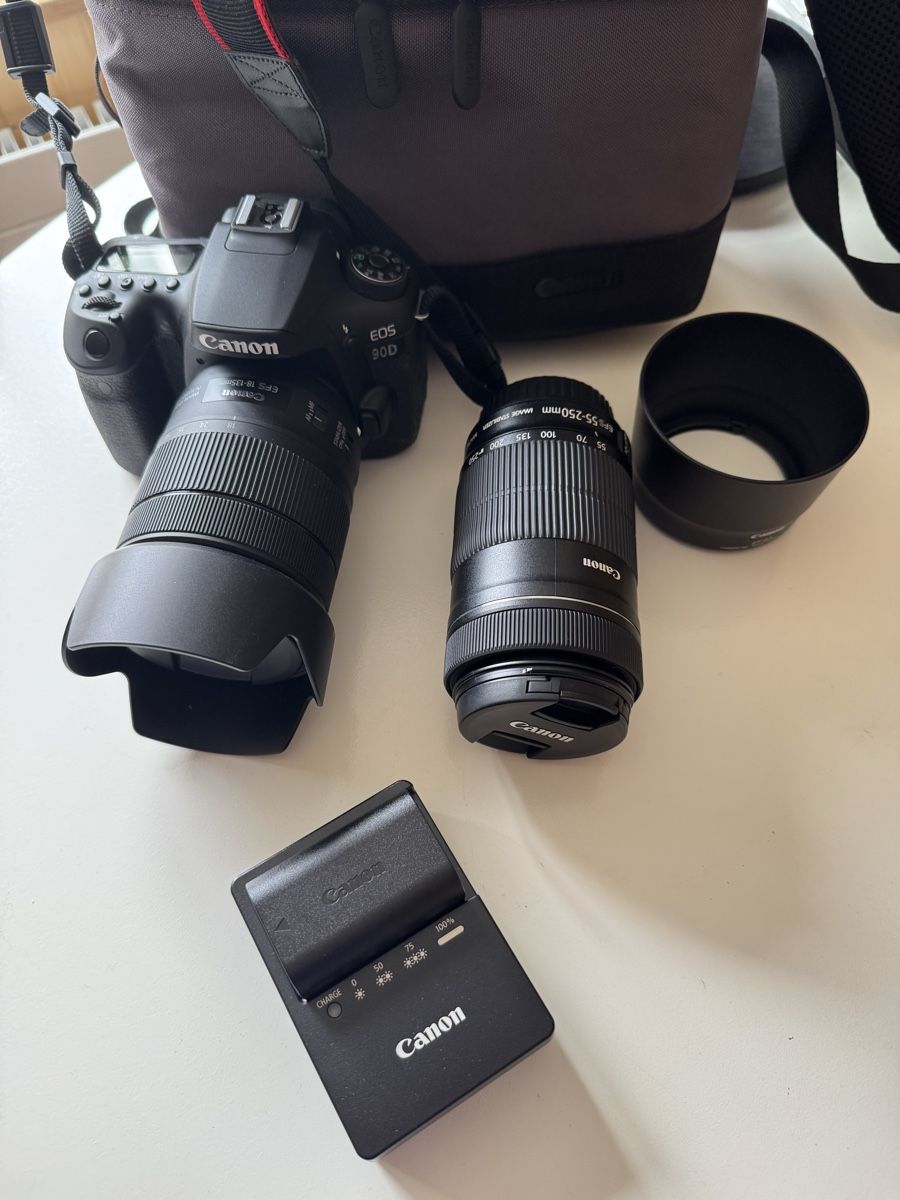 Canon Appareil photo: Canon 90D  EOS Spiegelreflexkamera – D'occasion à Bäretswil par reb65