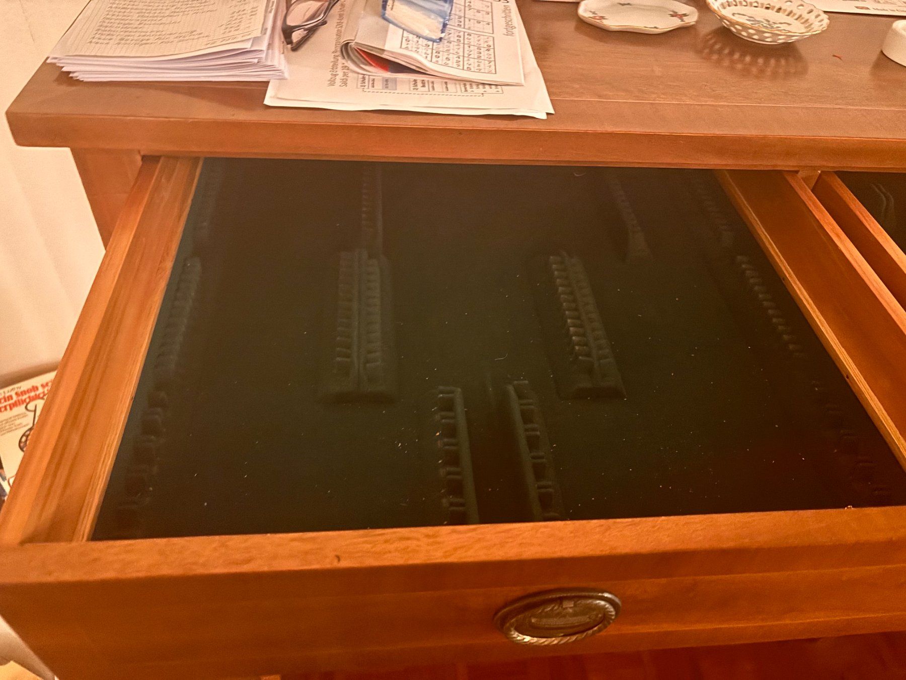 Credenze: Kirschbaum Buffet im Biedermeier Stil – Usato da Goldau venduto da Anmala 2