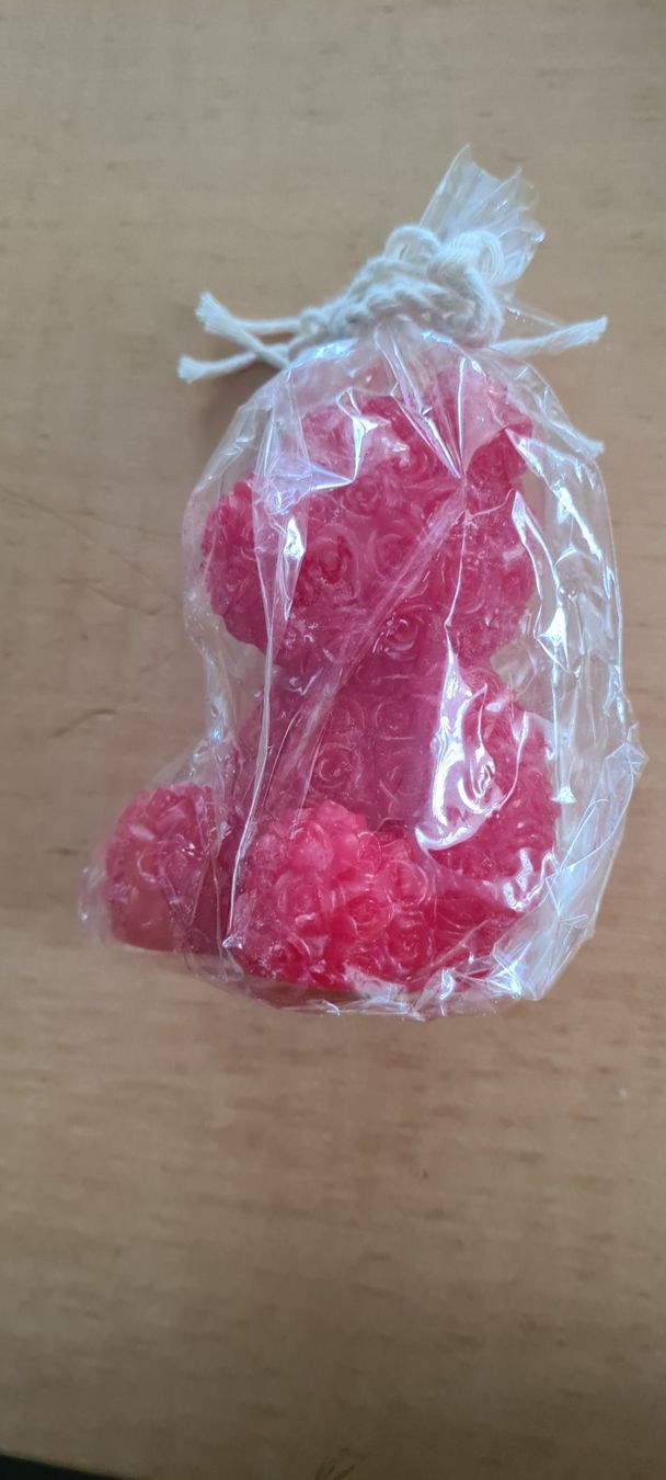 Kerzen: Rot Bär Kerze Rosen Deko – Neu und originalverpackt aus Killwangen von KIANA08 1