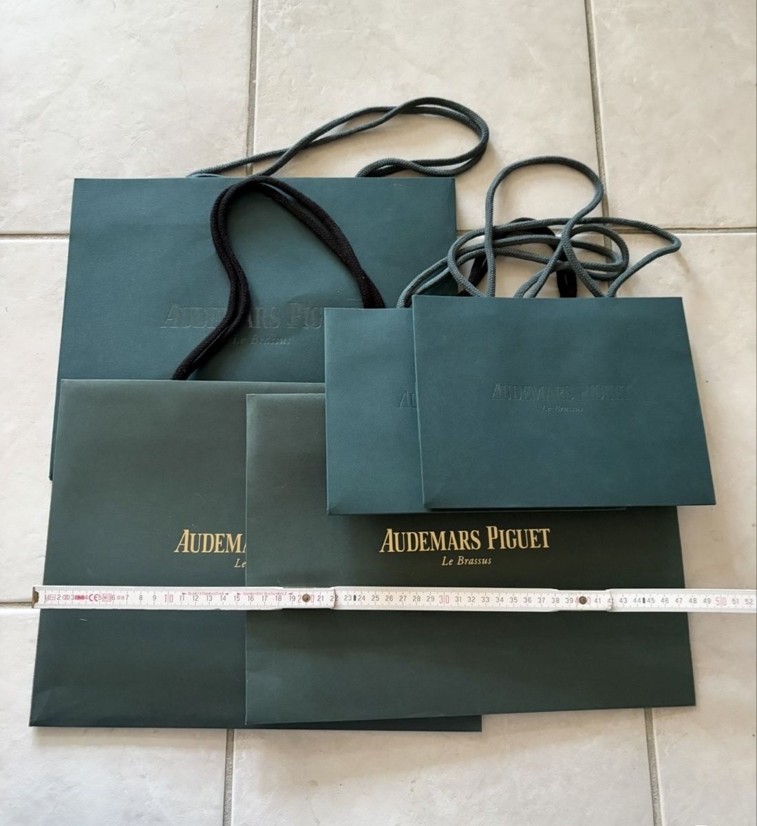 Sacs: Audemars Piguet Papier Taschen – D'occasion à Etoy par Diadefin 3