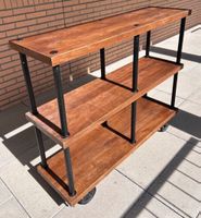 Industrial Style Holzregal auf Rollen