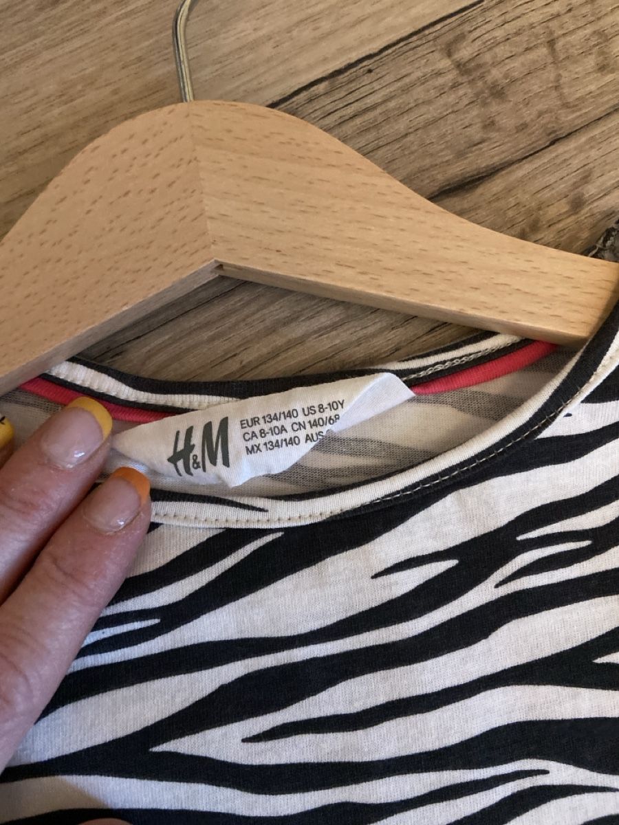H&M Vestiti & Gonne: Robe fine ML-  H&M - 134/140-9/10 ans  – Usato da Sornard (Nendaz) venduto da delezedoris 2