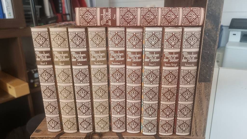 Bücher: Komplettes Band Märchen der Völker – Gebraucht aus Turbenthal von Cybergreek1978 2