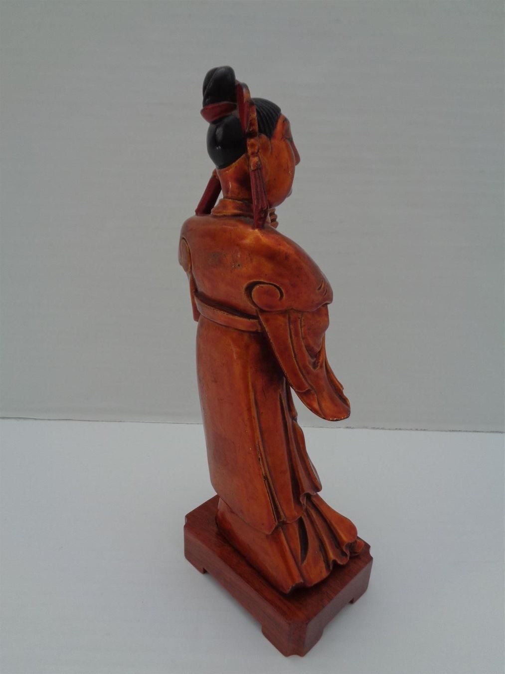 Sculture & Statue: China geschnitzte Holzfigur auf Sockel – Usato da Chur venduto da omonia 3