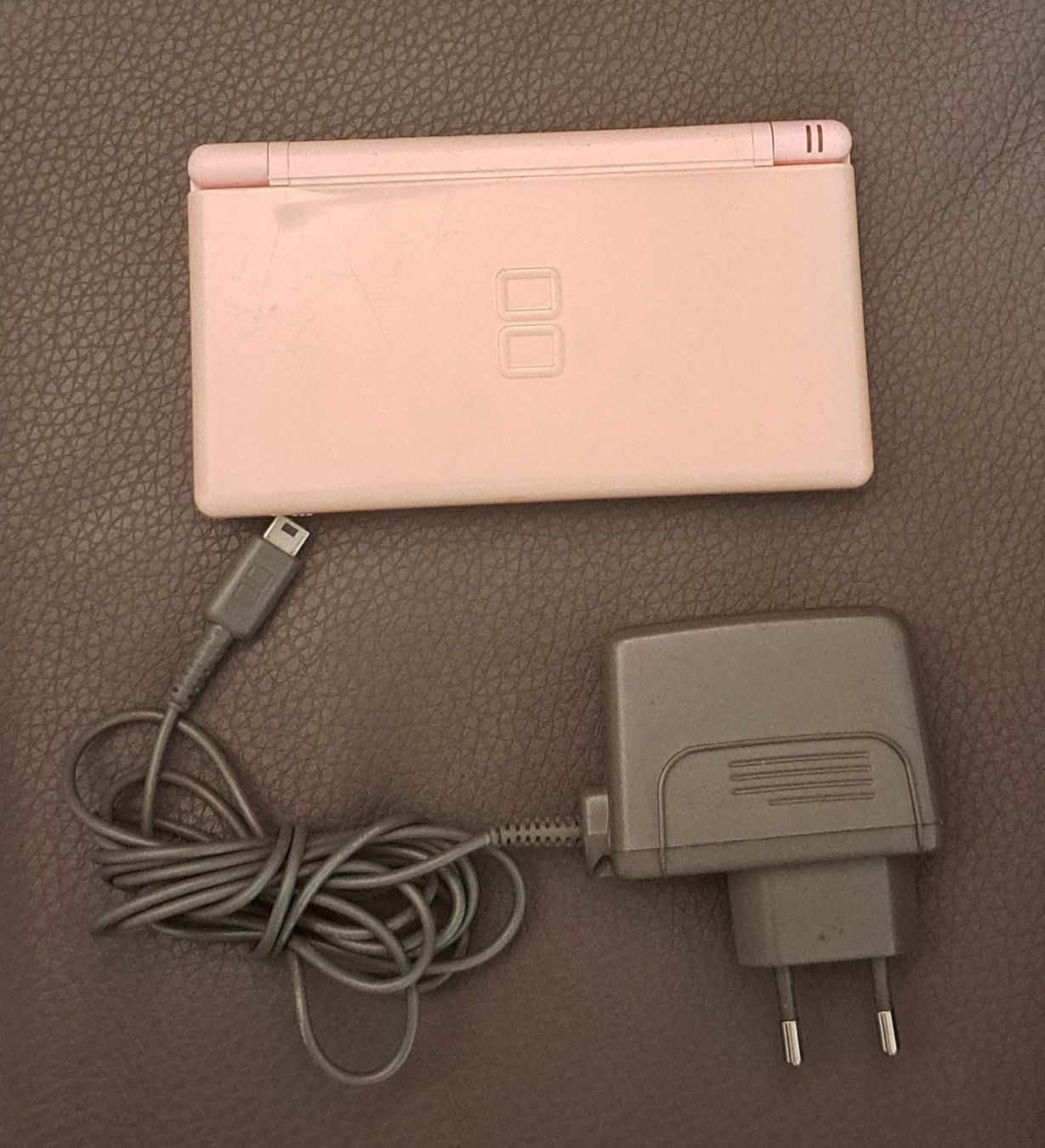 Nintendo Console: Nintendo DS mit Kabel – Usato da Biel/Bienne venduto da Sasha4u 1