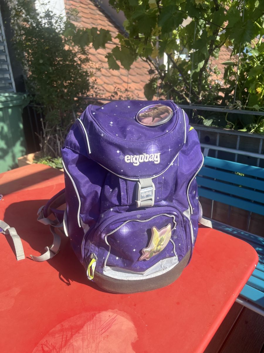 Ergobag Borse & Zaini: Ergobag Schulrucksack Set Lila Sterne gebraucht – Usato da Basel venduto da Mirkymirc 1