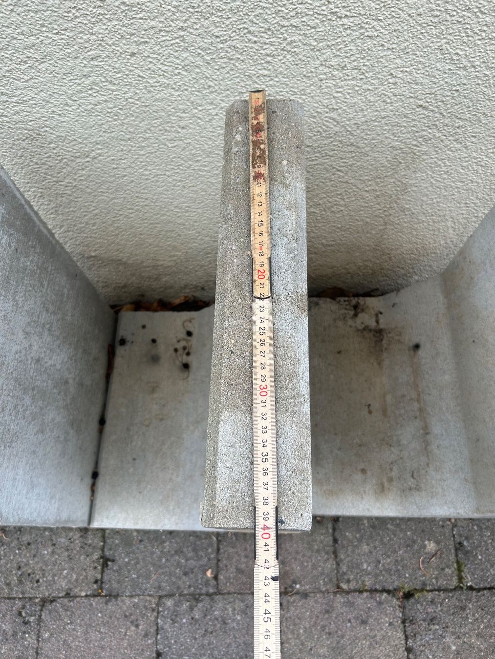 Pietre & tegole: L-Stein aus Beton – Usato da attiswil venduto da Sommer97 4