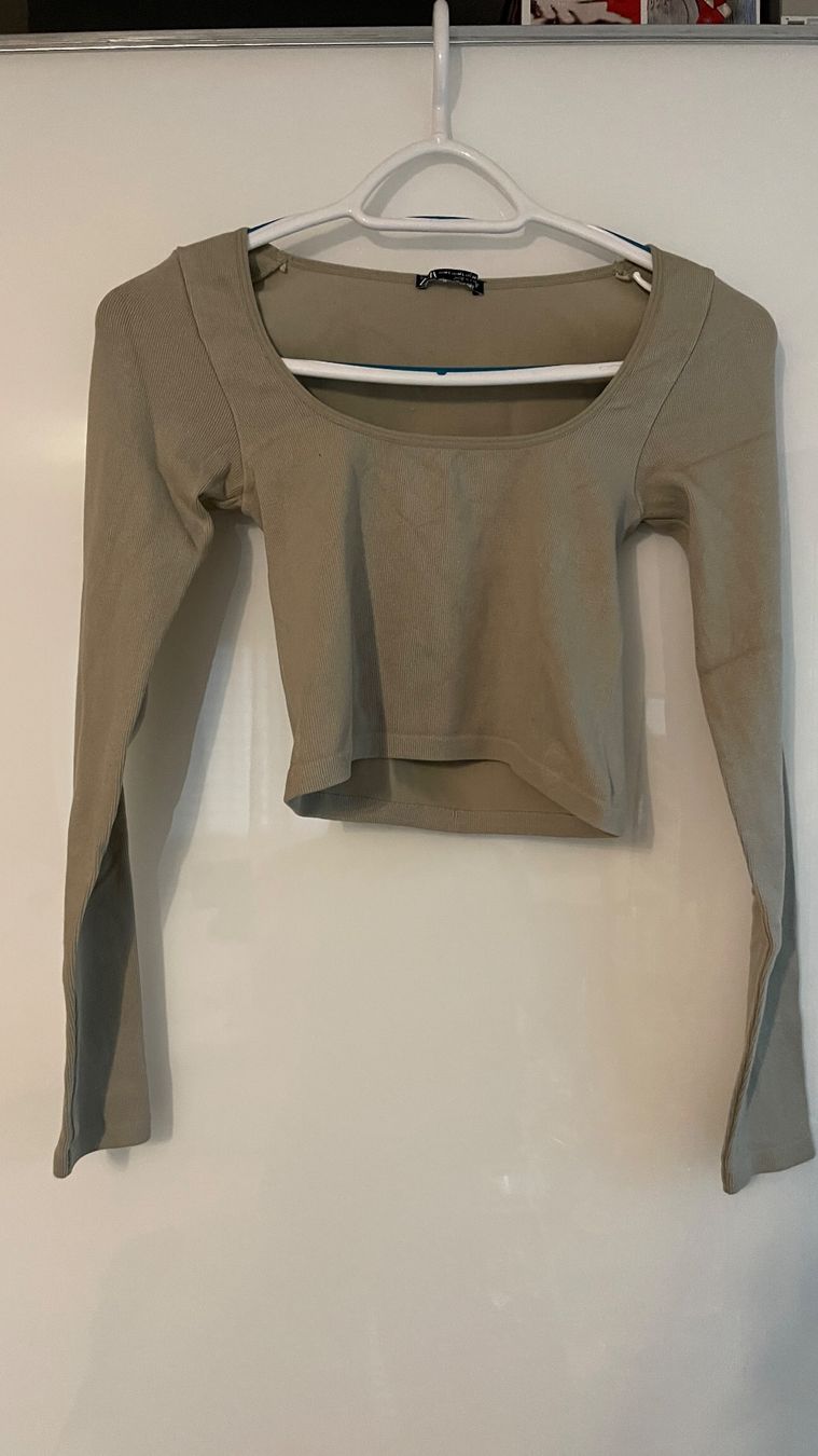 Zara Maglioni & Felpe: Zara Pullover grün – Usato da Lausen venduto da sim_hgp6
