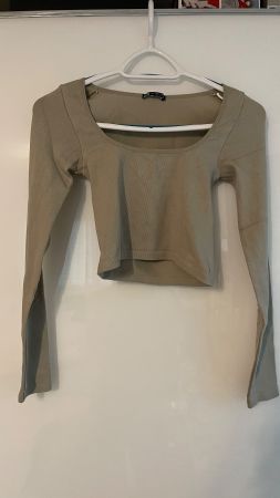 Zara Pullover grün