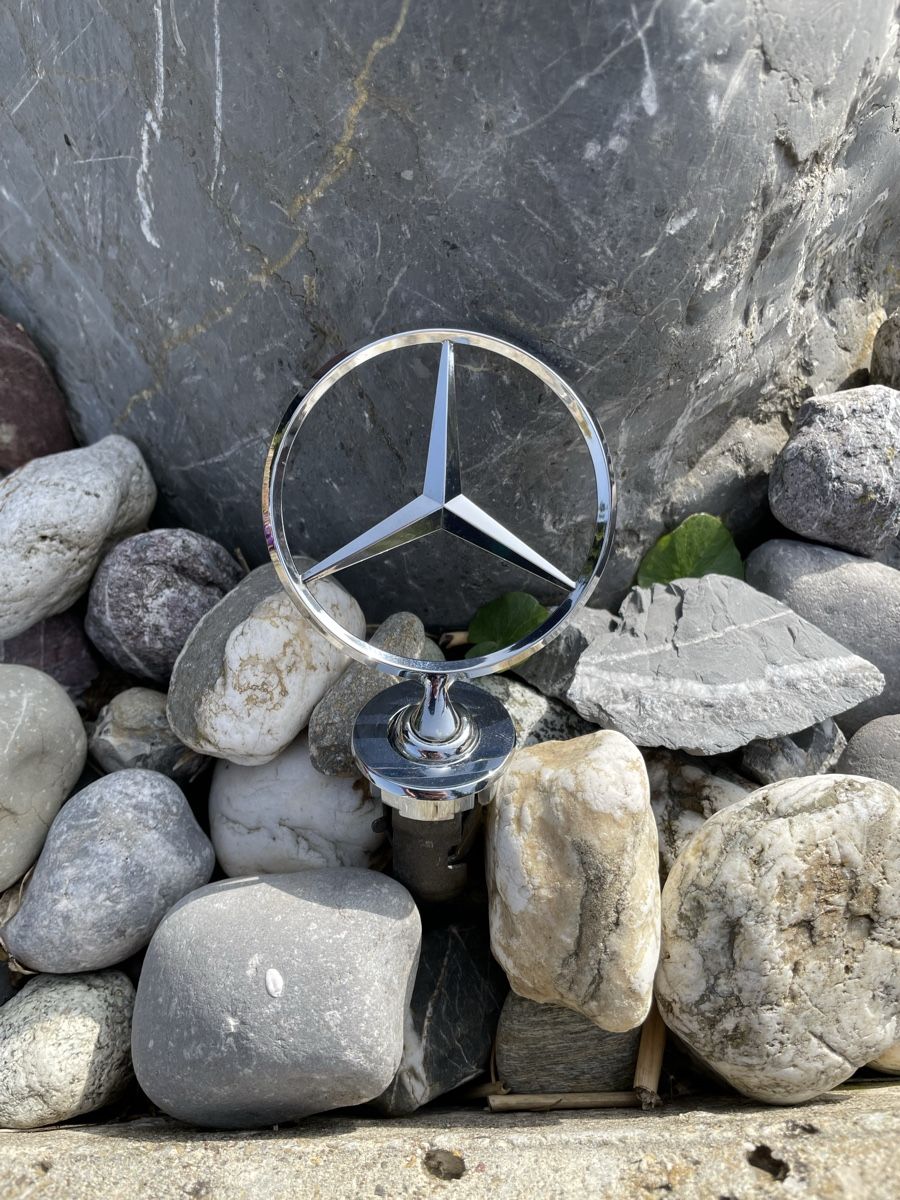 Mercedes-Benz Tutti i ricambio: Mercedes- Benz Hauben Stern Original – Usato da Nürensdorf venduto da GR5050 2