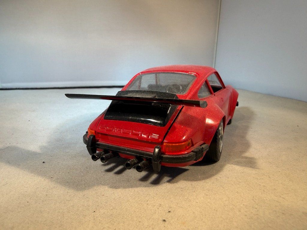 Porsche Modellini d'auto: Porsche 911 G-Modell Bburago 1/24 – Usato da Würenlos venduto da SWISSOLDTIMERS 1