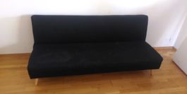 GRATIS schwarzes Sofa (verstellbar zu Bettsofa mit Füssen)