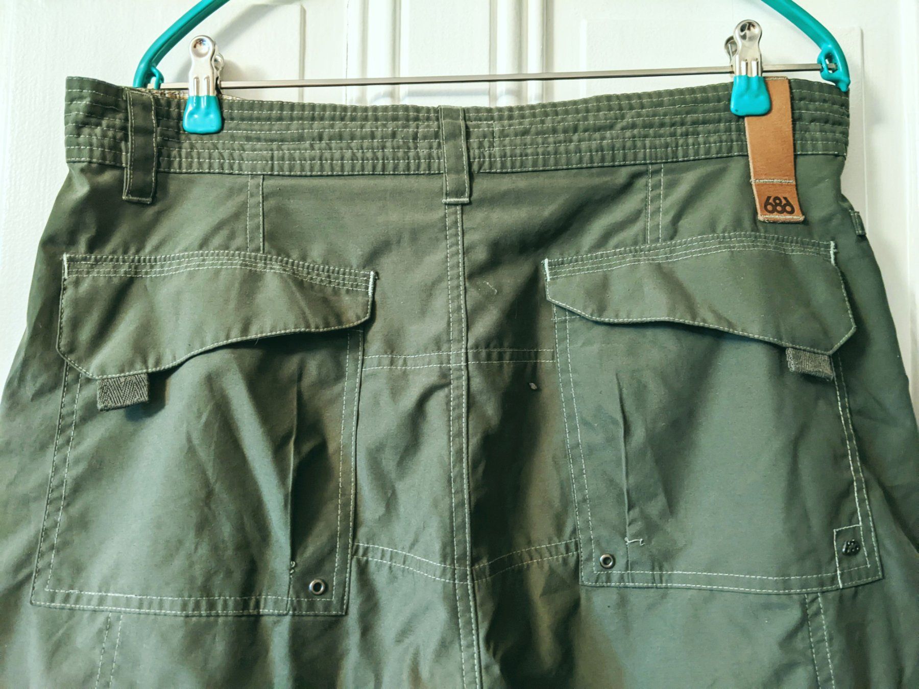 Pantaloni: 686 M.A.WEST : Short léger vert olive L – Nuovo (secondo la descrizione) da Petit-Lancy venduto da lilycerise 4