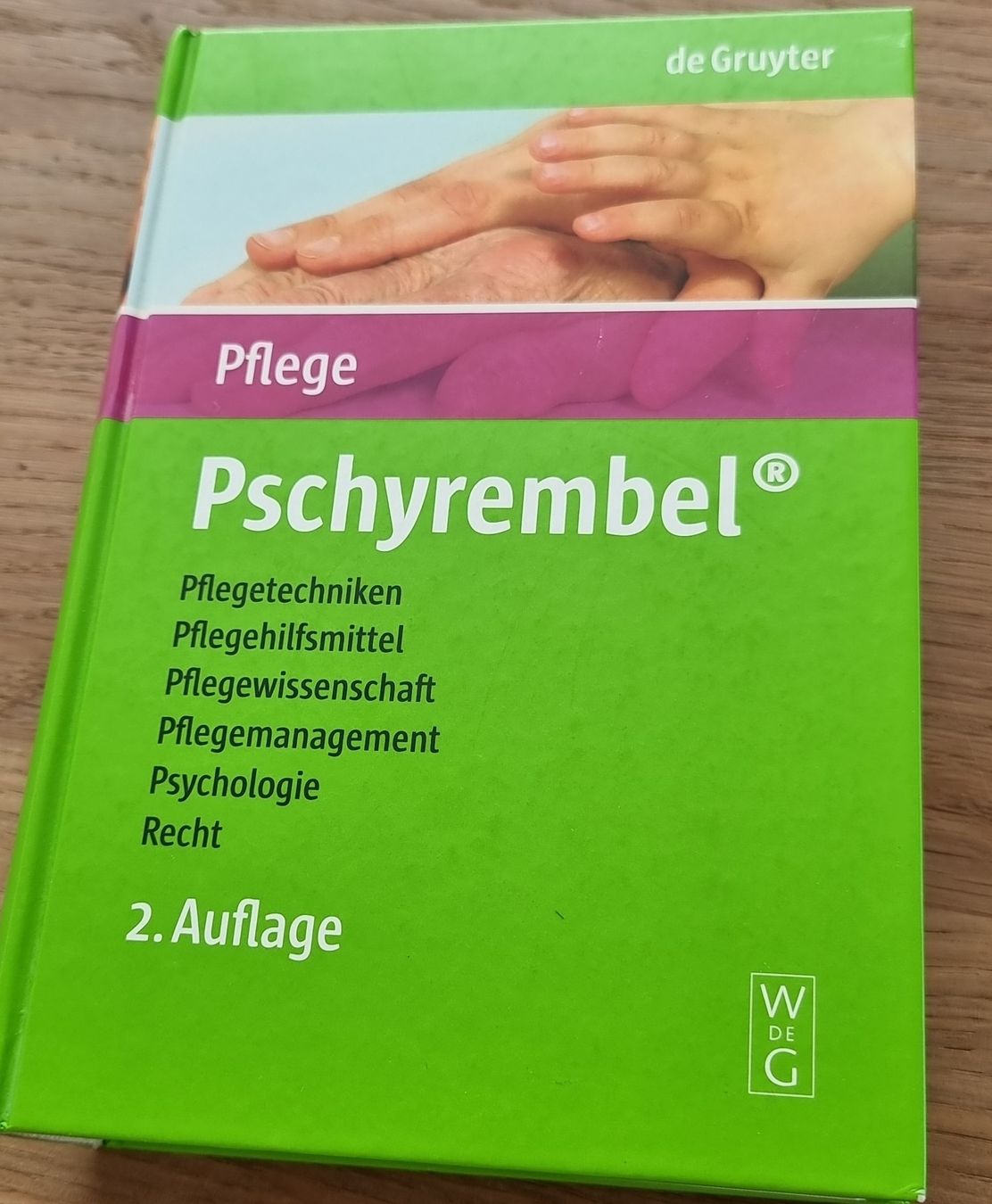 Bücher: Pschyrembel Pflege – Gebraucht aus Luzern von .Skylake.