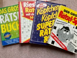 4 ältere Rätselbücher