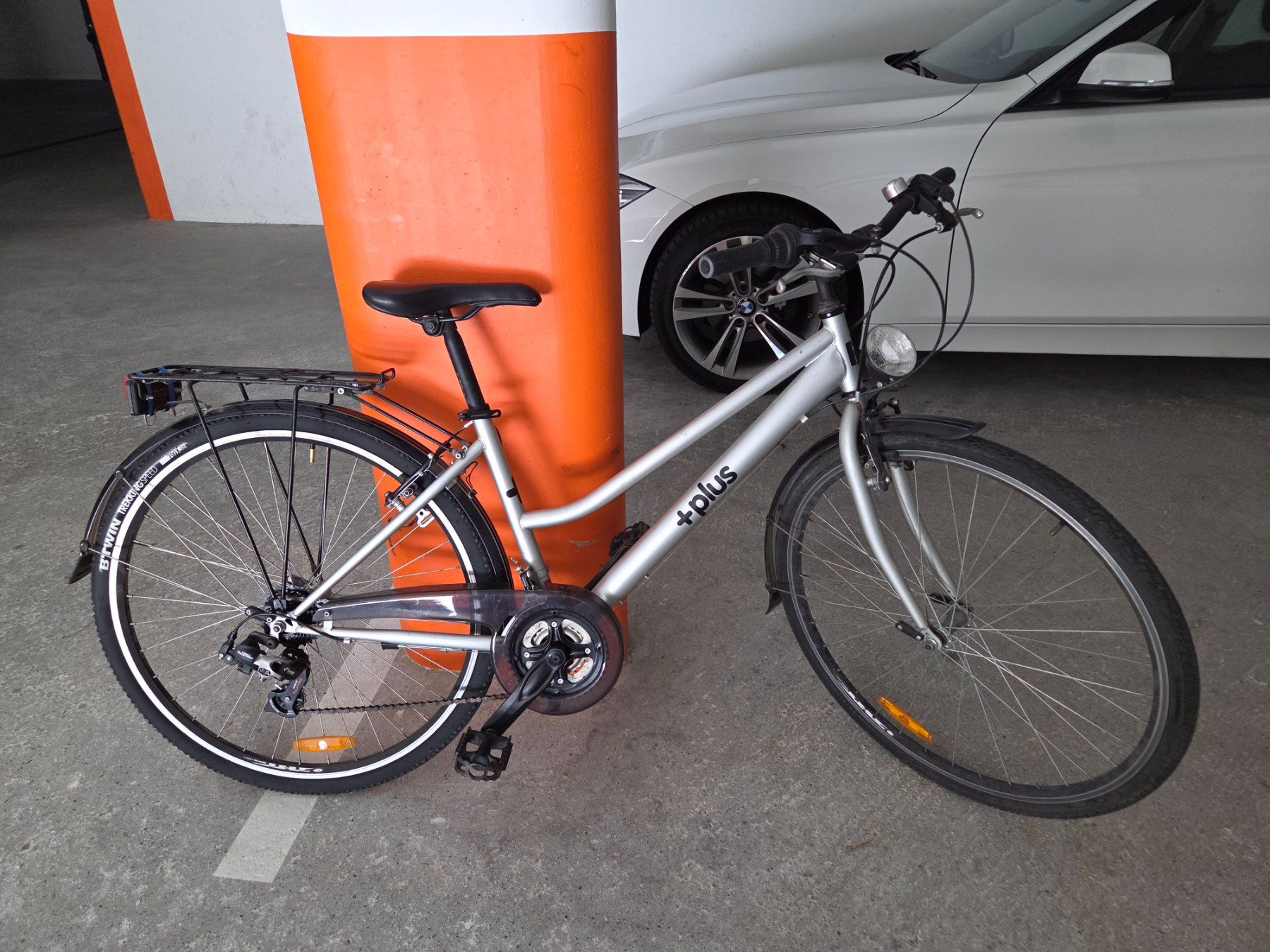 Biciclette: Vélo de ville marque "plus" – Usato da Ecublens VD venduto da but_flq7
