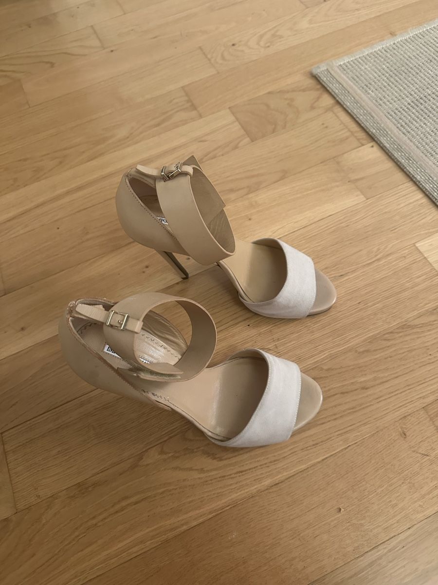 Armani Damenschuhe: Sandali Armani – Gebraucht aus Paradiso von kat_srp7 4