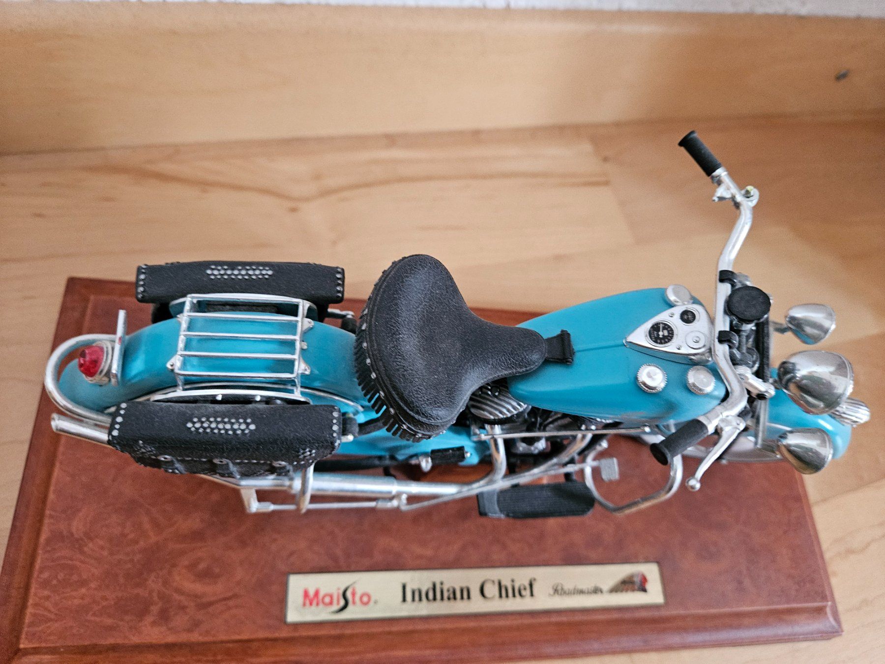 Kit di modellismo & Modellini statici: 2 Indian Chief Modelle – Usato da Wiezikon b.Sirnach venduto da Bb7 7