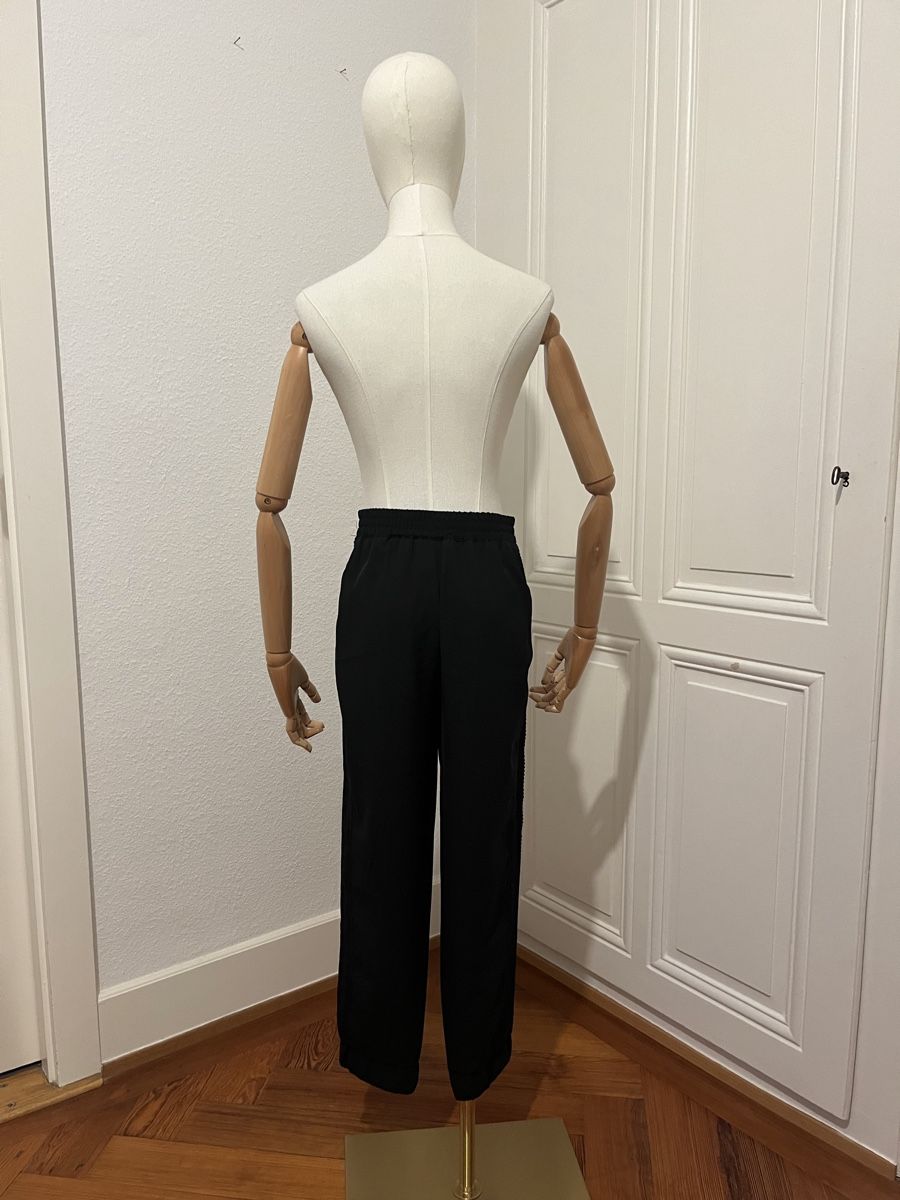 Zara Pantaloni: Zara Basic black trousers, M, excellent condition, chic look – Usato da Mies venduto da Nib2011 5