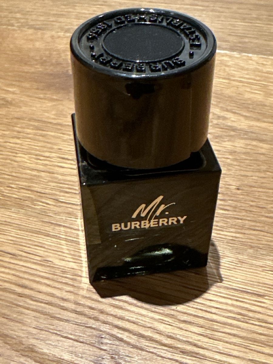 Burberry Profumi & Eau de Toilette: Mr Burberry Eau de Toilette 100ml – Usato da Niederhasli venduto da spiff67