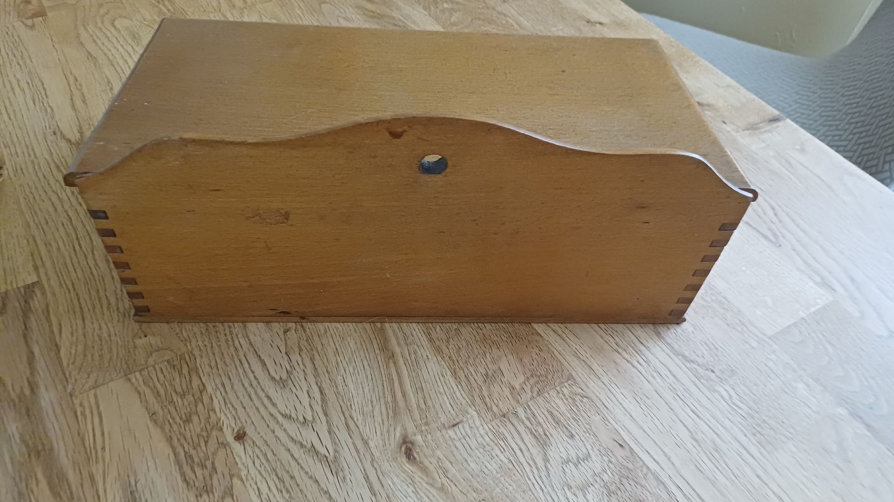 Articoli in legno: Alte Schuhputz Kiste – Usato da Flawil venduto da Naphtali 4