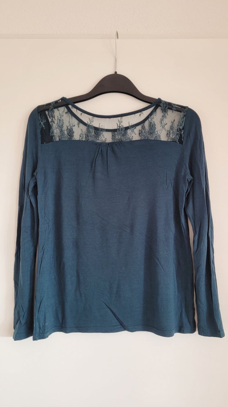 Vero Moda Camicette: Chemisier avec dentelle – Usato da Villars-sur-Glâne venduto da ninisabri