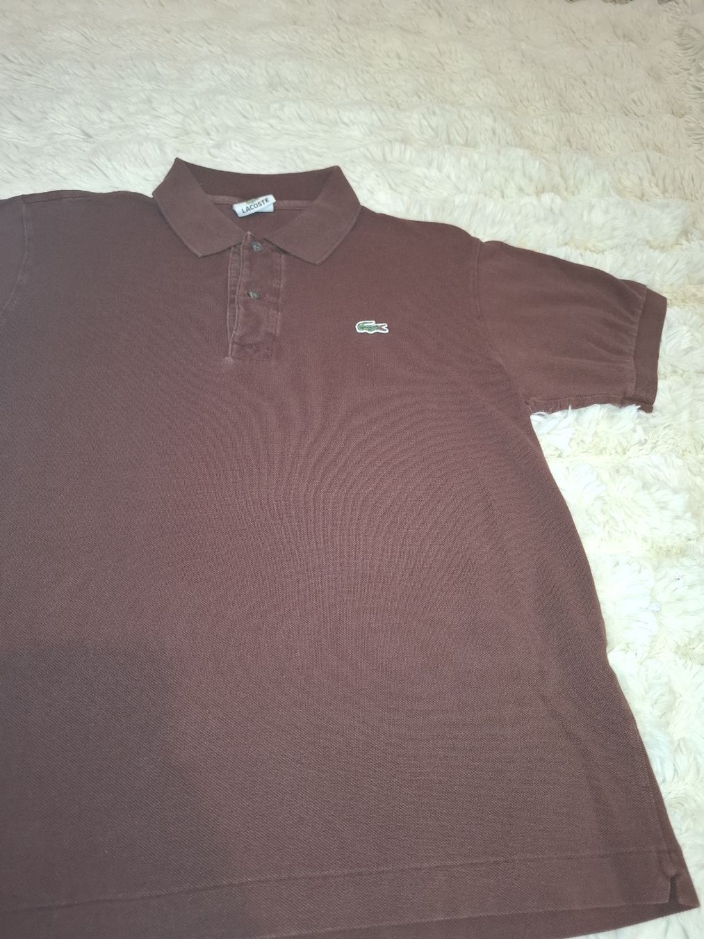 Lacoste Polo-Shirts: Lacoste Polo Classique Devanlay Bordeau - Taille 4 (M) – Gebraucht aus Le Locle von QUALI-PRIX 8