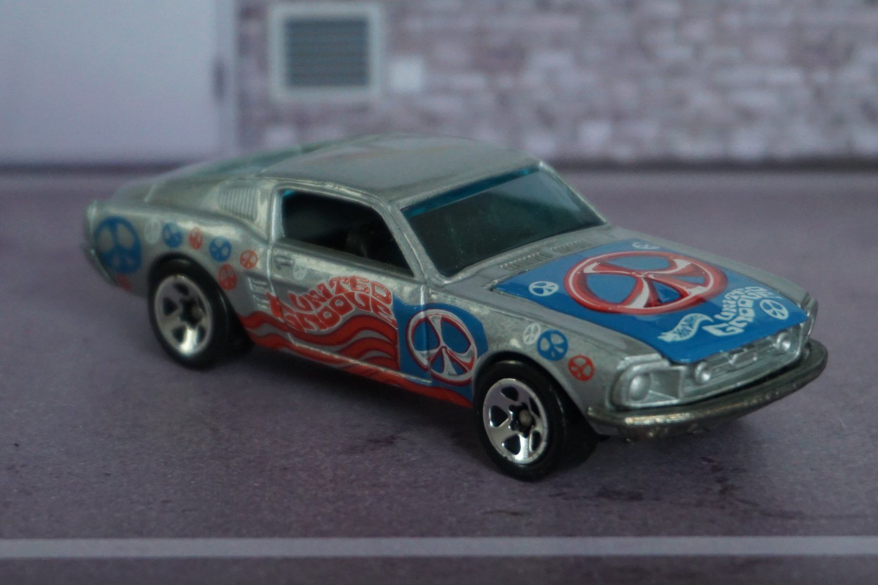 Hot Wheels Modellini d'auto: HotWheels Ford Mustang ALT KULT !!!!!!!!!!!!!!!!!!! – Usato da Reiden venduto da Doppeldecker69