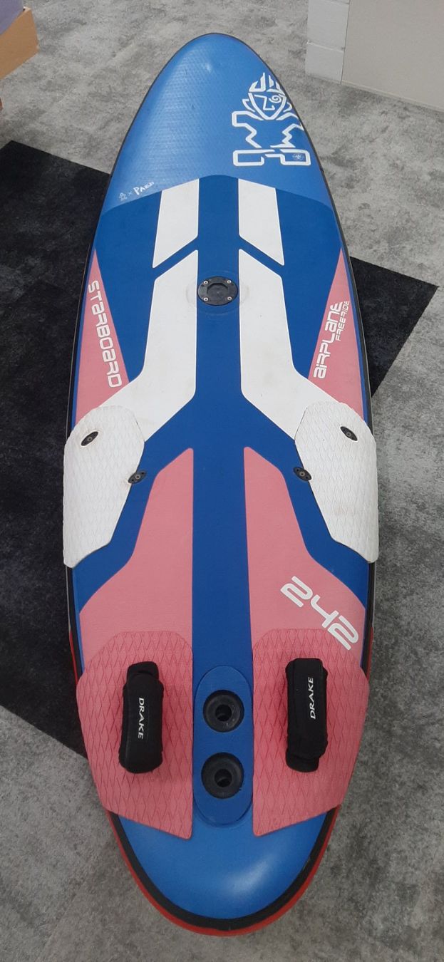 Tavole da surf e di nuoto: Windsurf Board, Aufblasbar, Starboard Airplane 242 – Usato da Zürich venduto da jerro1971