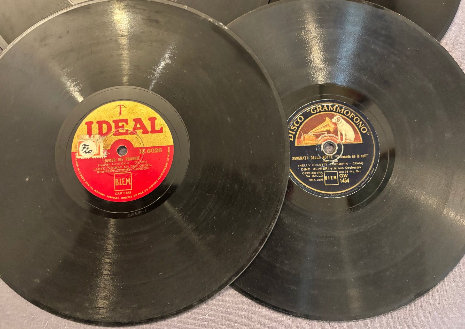 Vinyles: 8 Schellacks - Angebot 1 – D'occasion à Stans par canberra04 1
