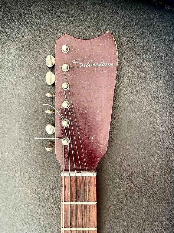Strumenti musicali: VINTAGE Silvertone 1449 Red Sparkle 1963 – Usato da Erlinsbach SO venduto da Abussi89 3