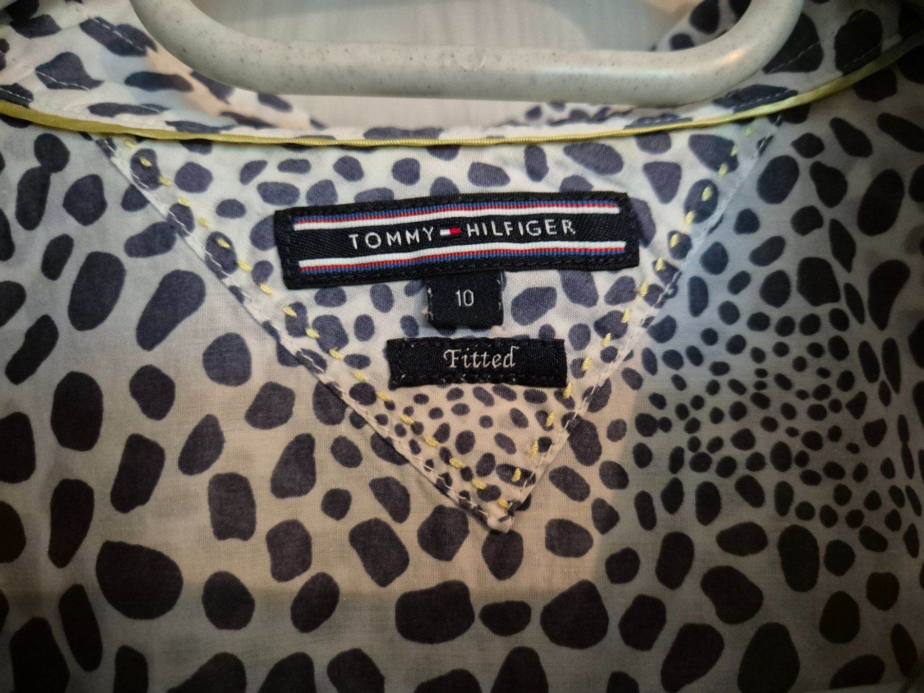 Tommy Hilfiger Camicette: Damenbluse Tommy Hilfiger – Usato da Seewen SZ venduto da SuperpumaDisplayTeam 1