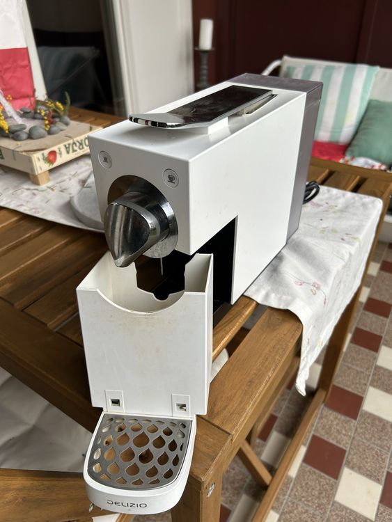 Delizio Una coffee machine Kaufen auf Ricardo